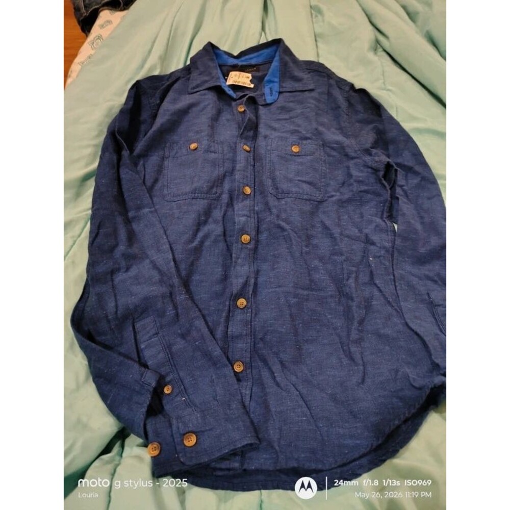 Men's button up down shirt